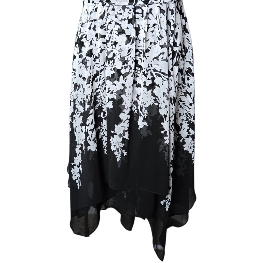 White House Black Market Black and White Strapless Floral Dress - Picture 3 of 9